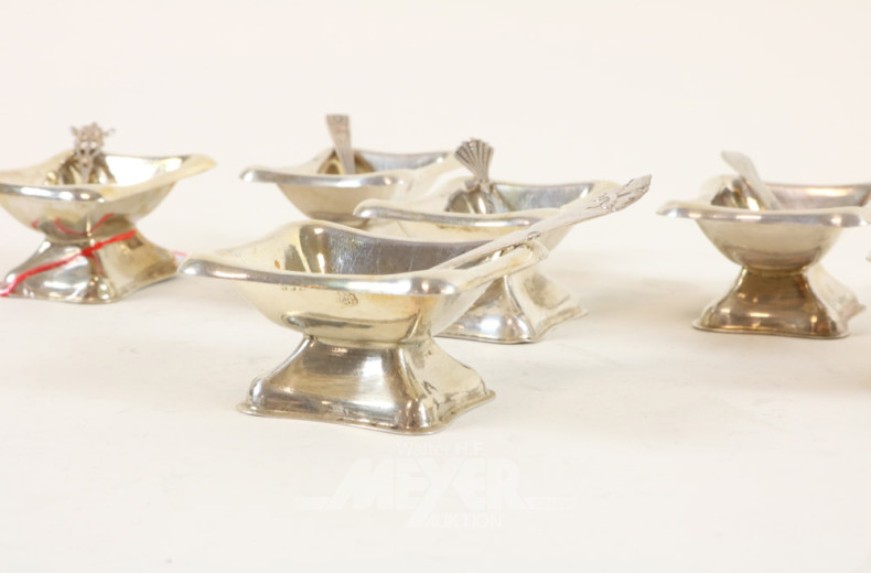 6 kl. Gewürzschälchen mit versch. Löffeln