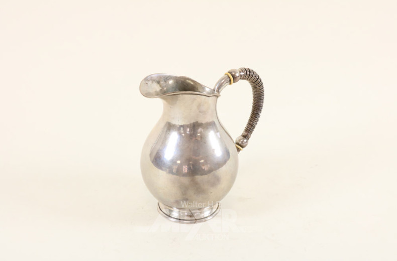 Milchkännchen, Silber, ca. 330 g.