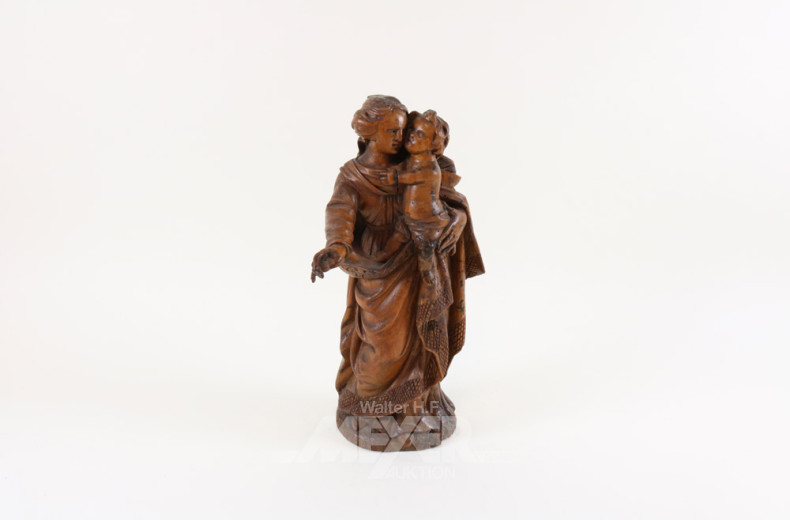 Holzschnitzfigur ''Maria mit Kind''