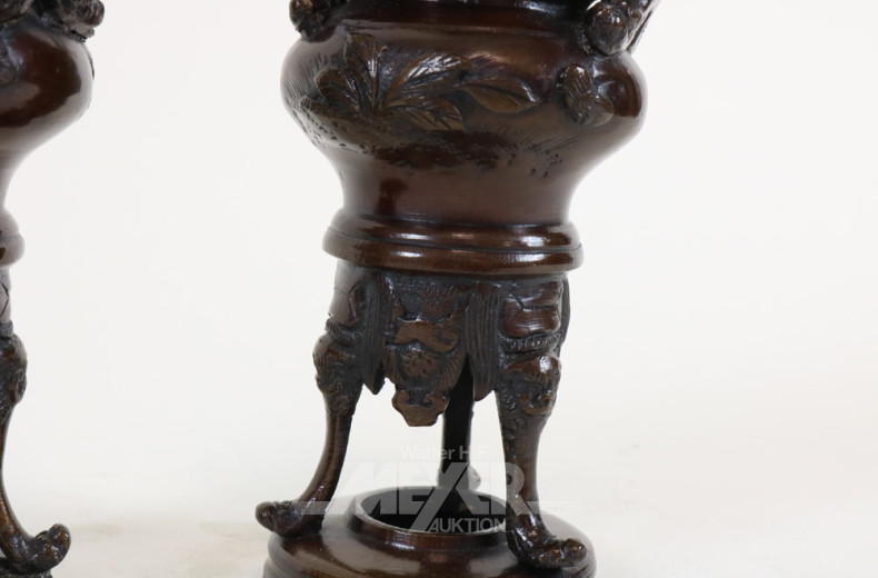 2 chin. Räuchergefäße, Bronze