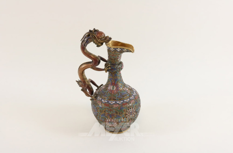 asiat. Krug mit Cloisonnéarbeit,