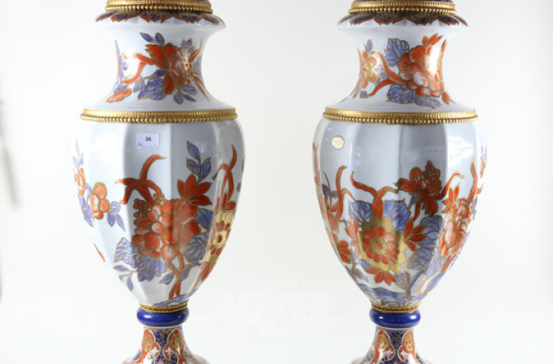 Paar Porz.-Bodenvasen, LIMOGES