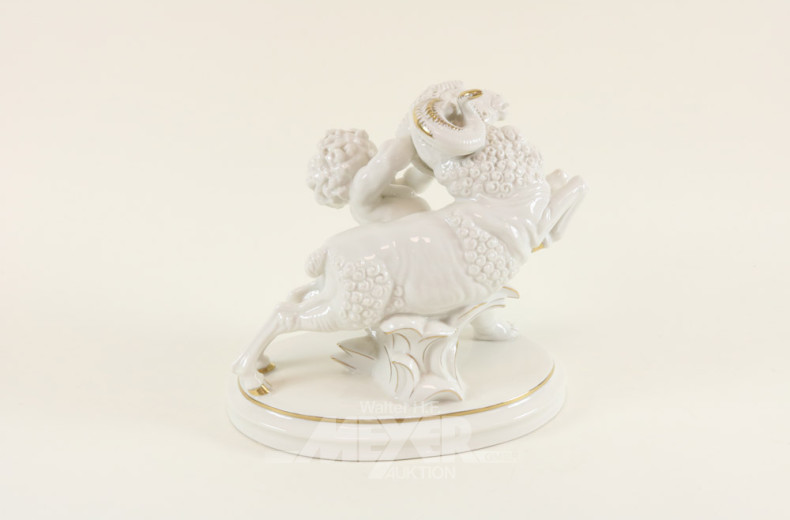 gr. Porzellan-Figurengruppe