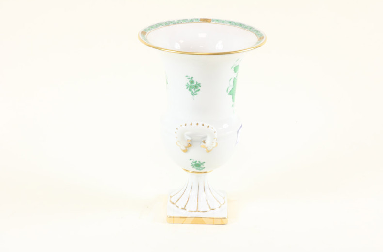Porz.-Henkelvase, HEREND, Indisch Grün