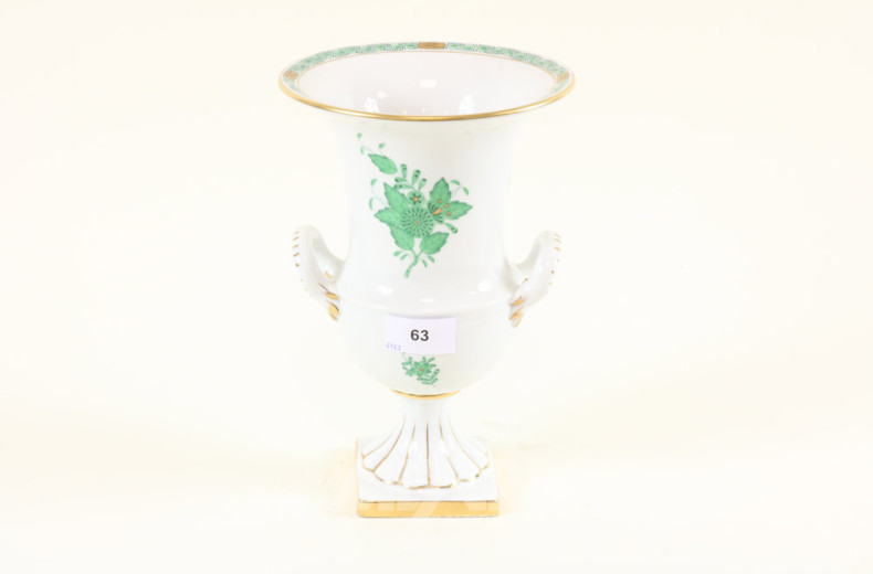 Porz.-Henkelvase, HEREND, Indisch Grün