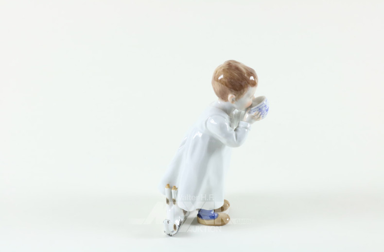 Porz.-Figur ''Knabe mit