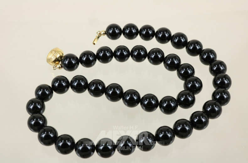 Onyx-Kugelkette mit 585er GG-Schließe