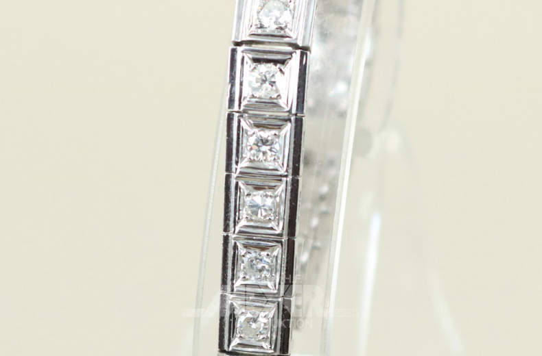 Armband, kastenförmige Glieder,