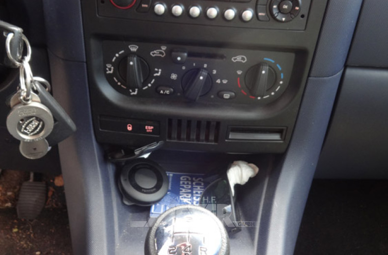 PEUGEOT 1007 Europe, silber