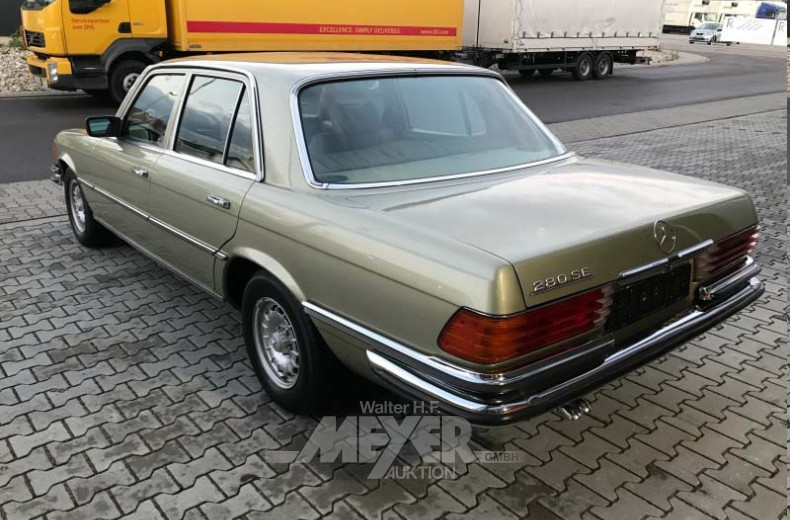 Oldtimer MERCEDES BENZ 280 SE W116,