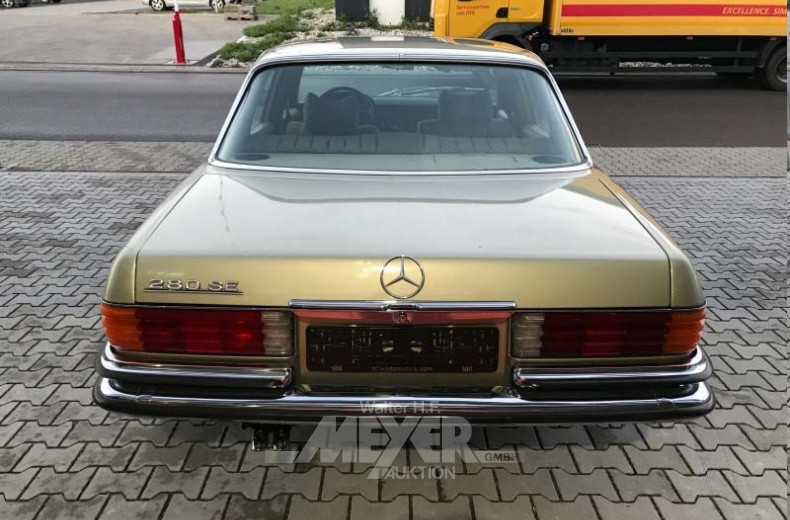 Oldtimer MERCEDES BENZ 280 SE W116,
