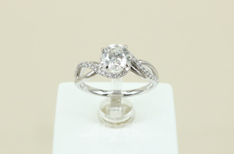 Damenring, 750er WG, besetzt mit