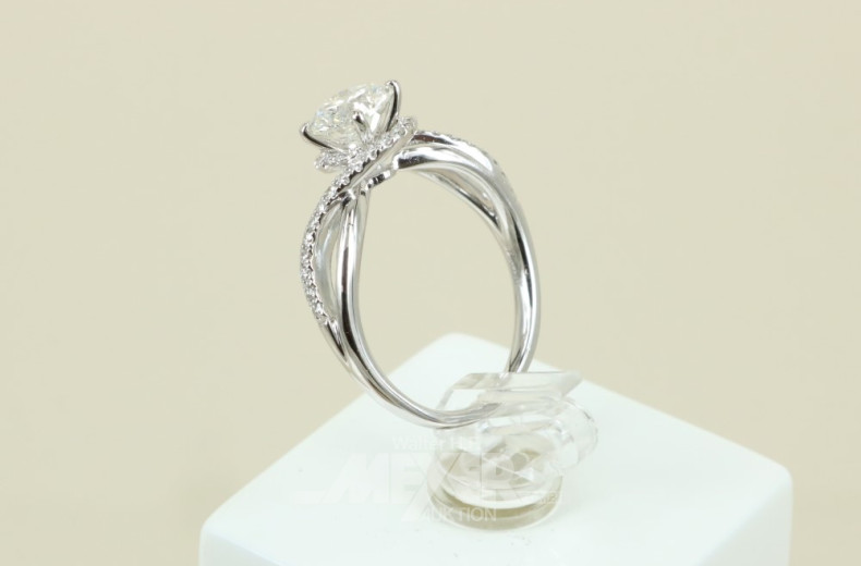 Damenring, 750er WG, besetzt mit