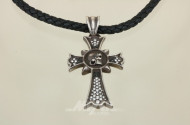 Anhänger, Silber, in Form eines Kreuzes