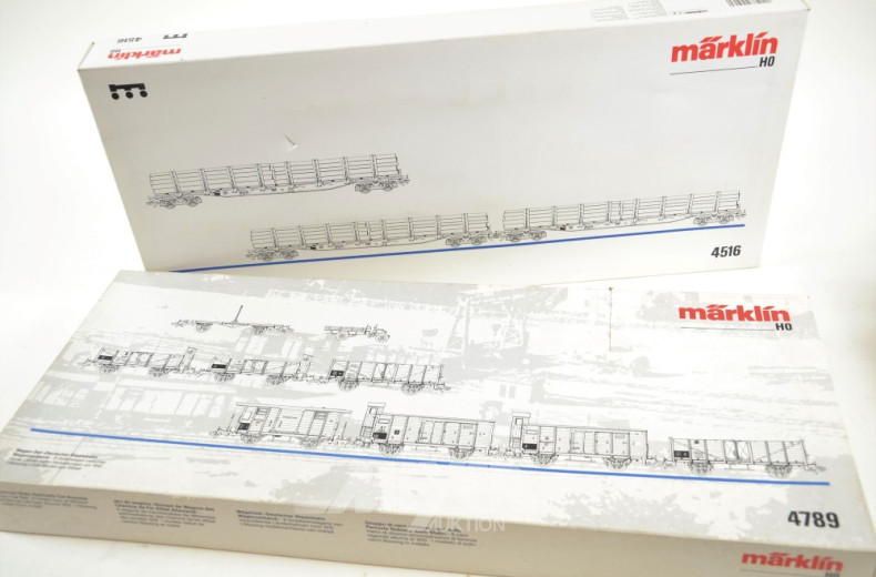 13 Pakete Güter- und Personen-Waggons