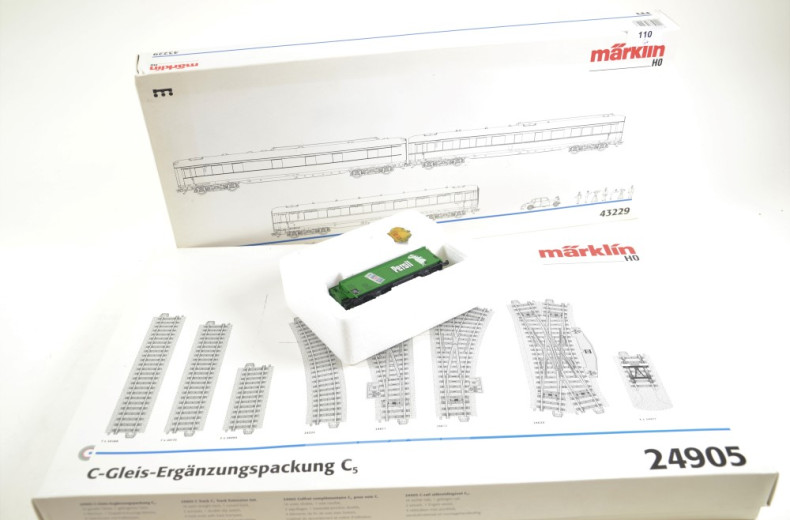 6 Pakete Güter-Personen-Waggons und