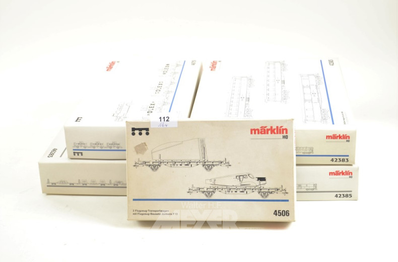 16 Pakete Güter- u. Personen-Waggons