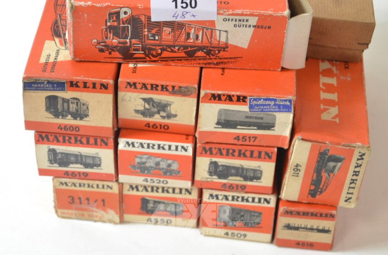 48 Personen-u. Güter-Waggons