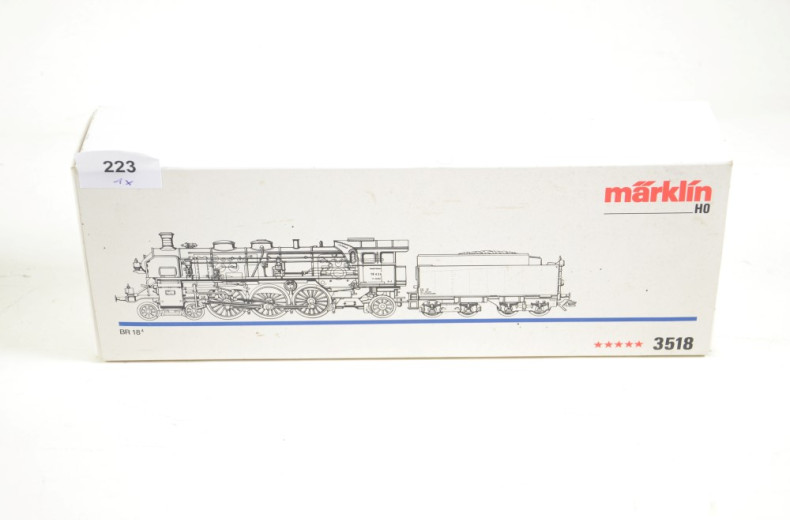 Dampflok mit Tender, MÄRKLIN, HO, OVP,