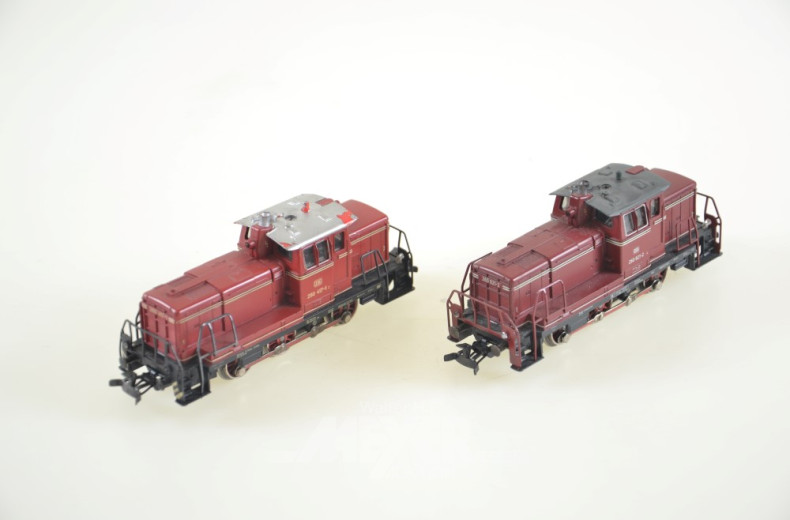 2 Diesel-Loks, 3064 DB 260921-2 260417-1
