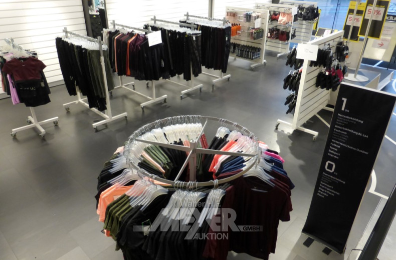 umfangreicher Gesamt-Warenbestand