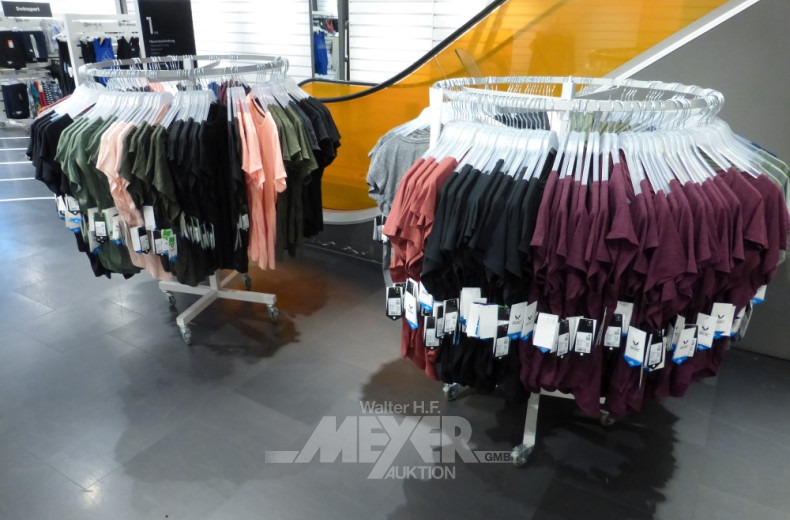 umfangreicher Gesamt-Warenbestand