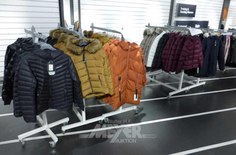 umfangreicher Gesamt-Warenbestand