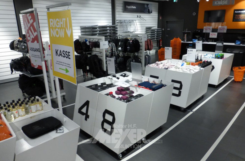 umfangreicher Gesamt-Warenbestand