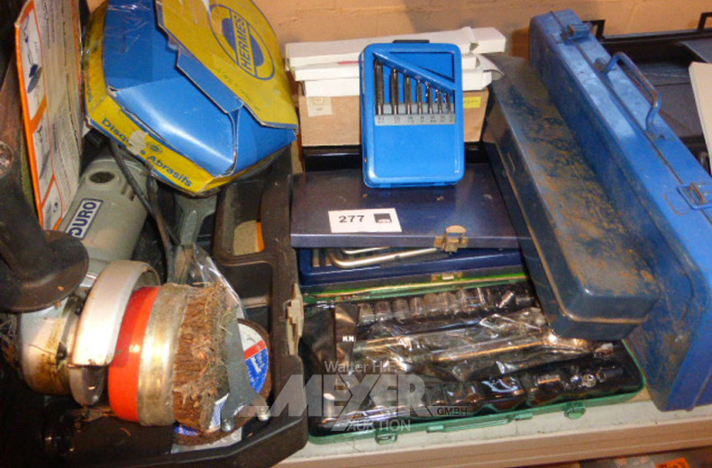 gr. Posten Werkzeug: