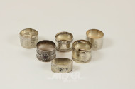 6 versch. Serviettenringe, tlw. Silber