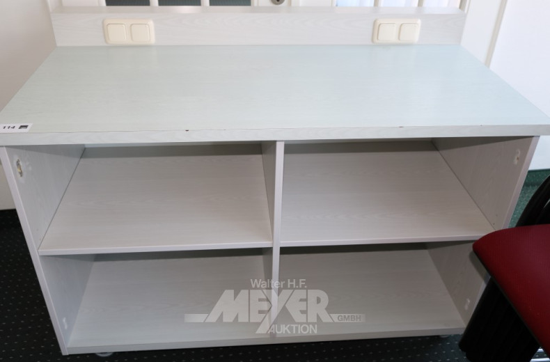 3 fahrbare Anrichten mit je