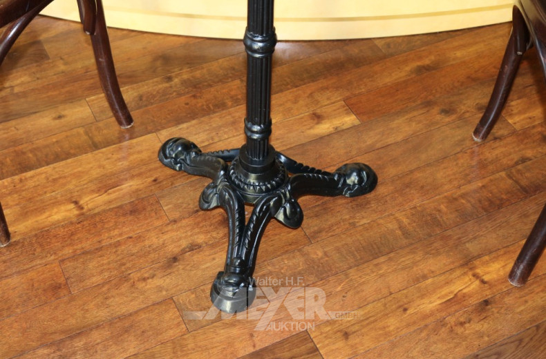 9 runde Säulentische mit Marmorplatte