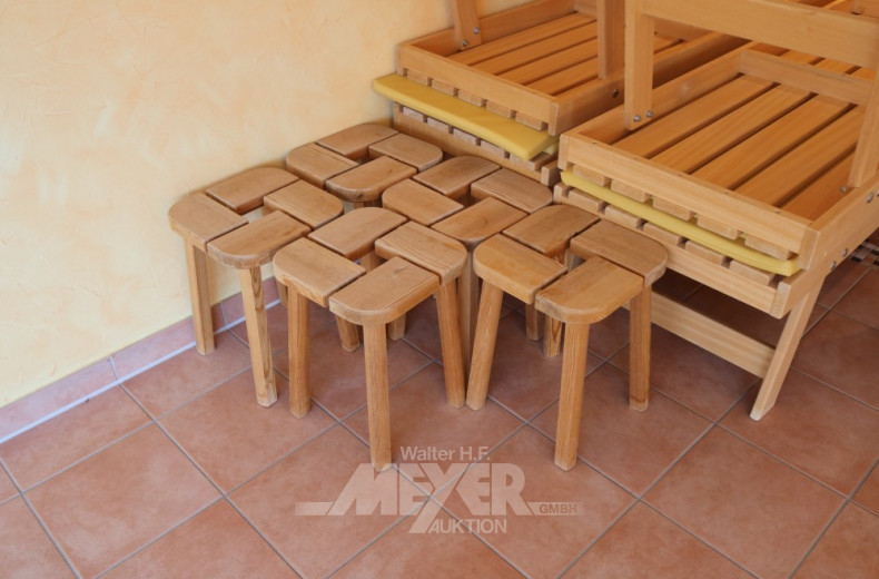 Saunabänke mit Polsterauflage sowie 5