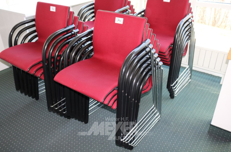 6 Stapel-Armlehnstühle, massiv