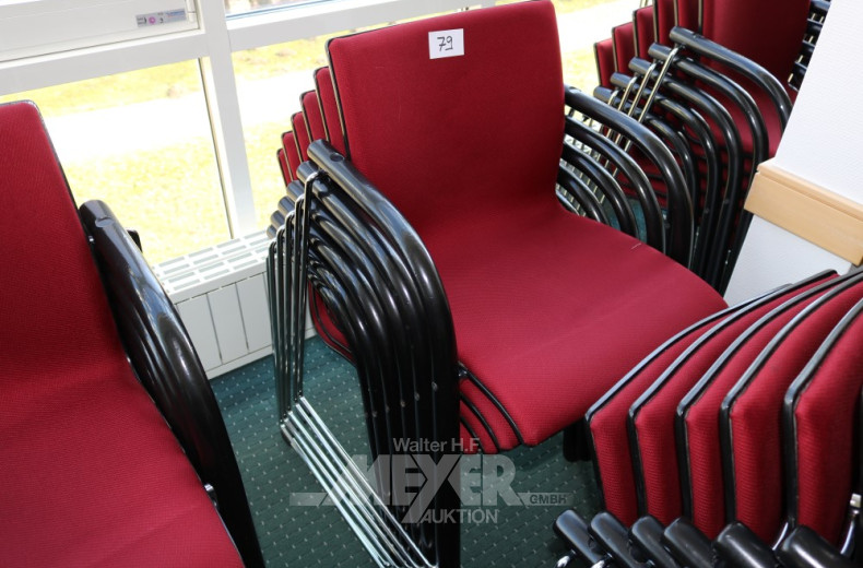 6 Stapel-Armlehnstühle, massiv