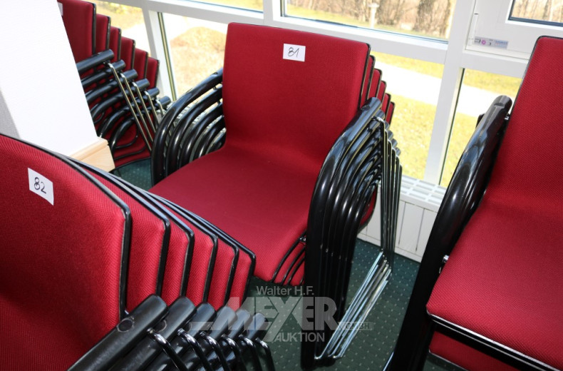 6 Stapel-Armlehnstühle, massiv