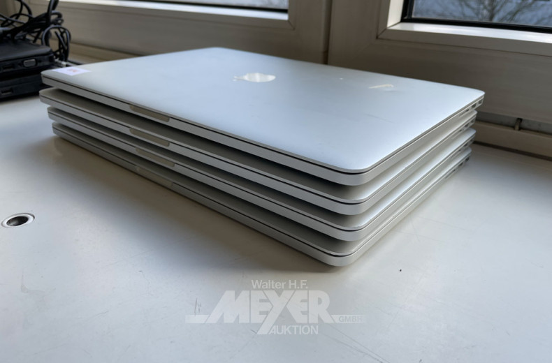 4 Laptops MacBook Pro