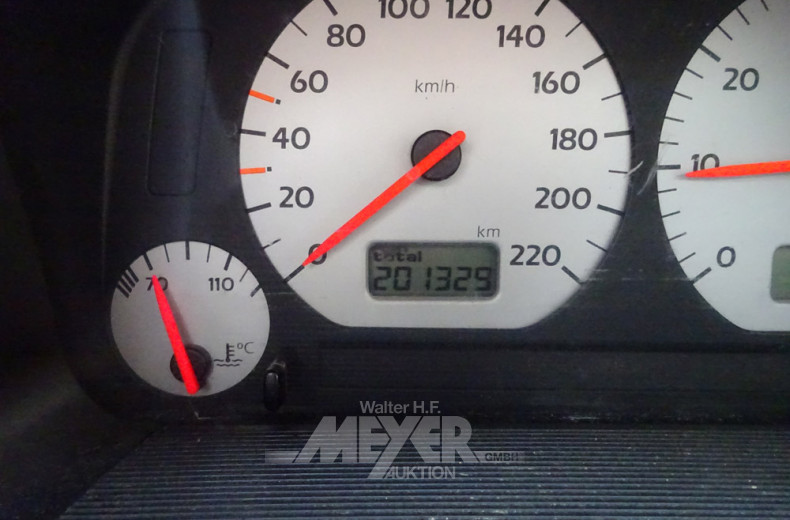 VOLKSWAGEN Golf III, hellblau