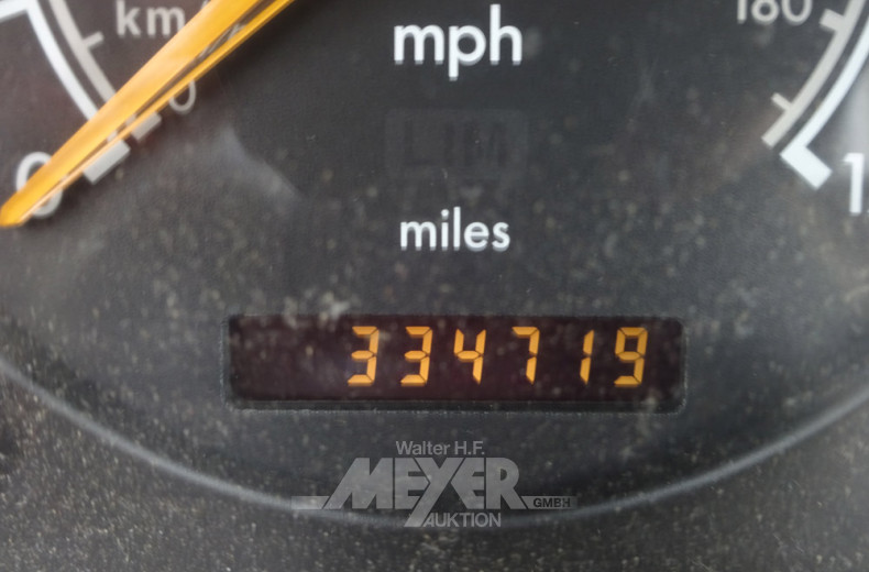 MERCEDES-BENZ ML320, silber (USA)