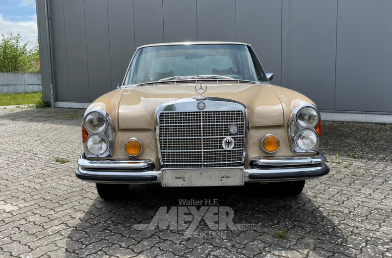 MERCEDES-BENZ W108 280SEL 4.5 V8, braun