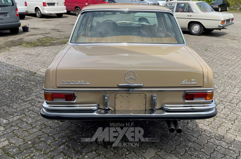 MERCEDES-BENZ W108 280SEL 4.5 V8, braun