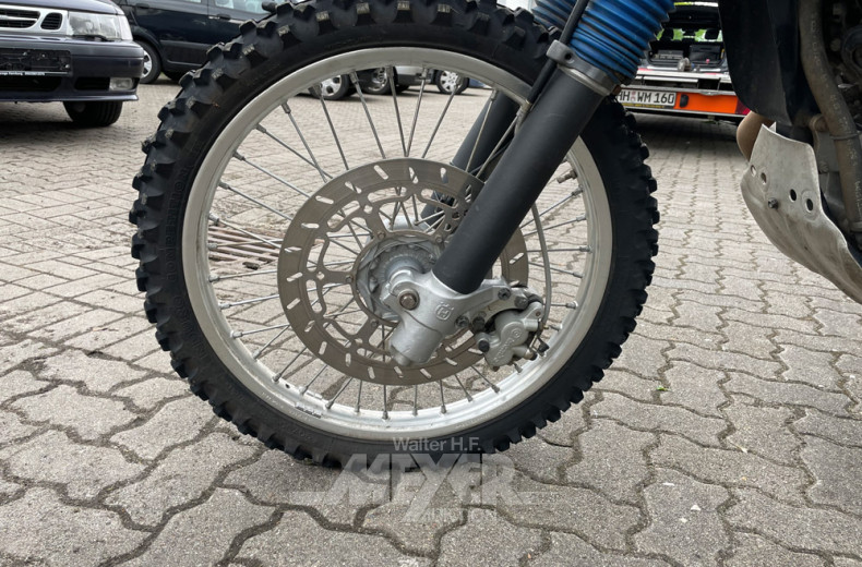 HONDA XRV650 Motorrad, blau/gelb