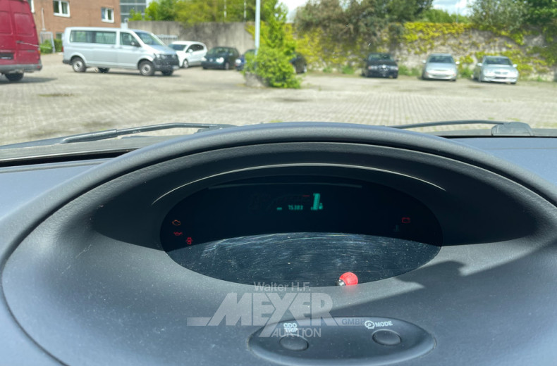 TOYOTA Yaris, silber