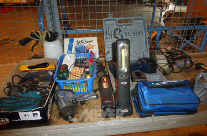 Posten Batterieladegeräte,