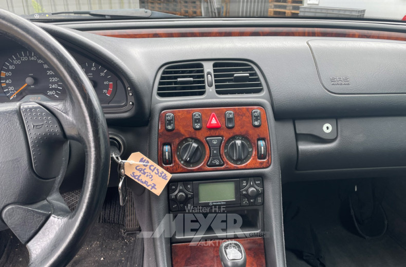 MERCEDES-BENZ CLK320 Cabriolet,