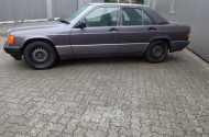 MERCEDES-BENZ W201 190D 2.0, grau