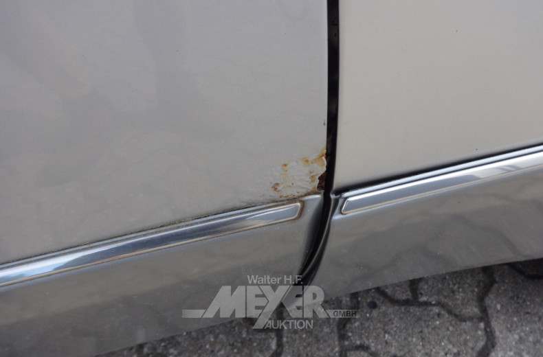 MERCEDES-BENZ W124 E200 Limousine