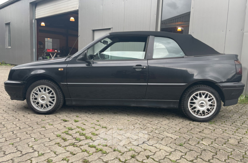 VOLKSWAGEN Golf III, Cabrio Karmann,