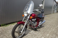Motorrad DAELIM VT125F, rot metallic