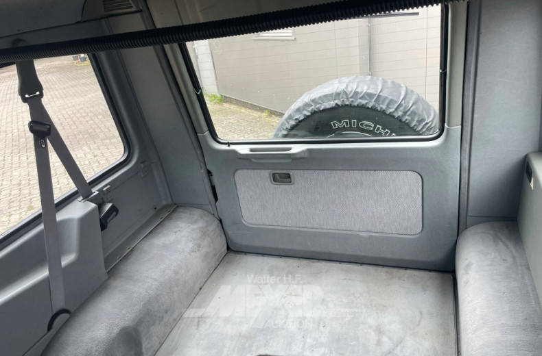 MERCEDES-BENZ G-Klasse 300GE W463, grau